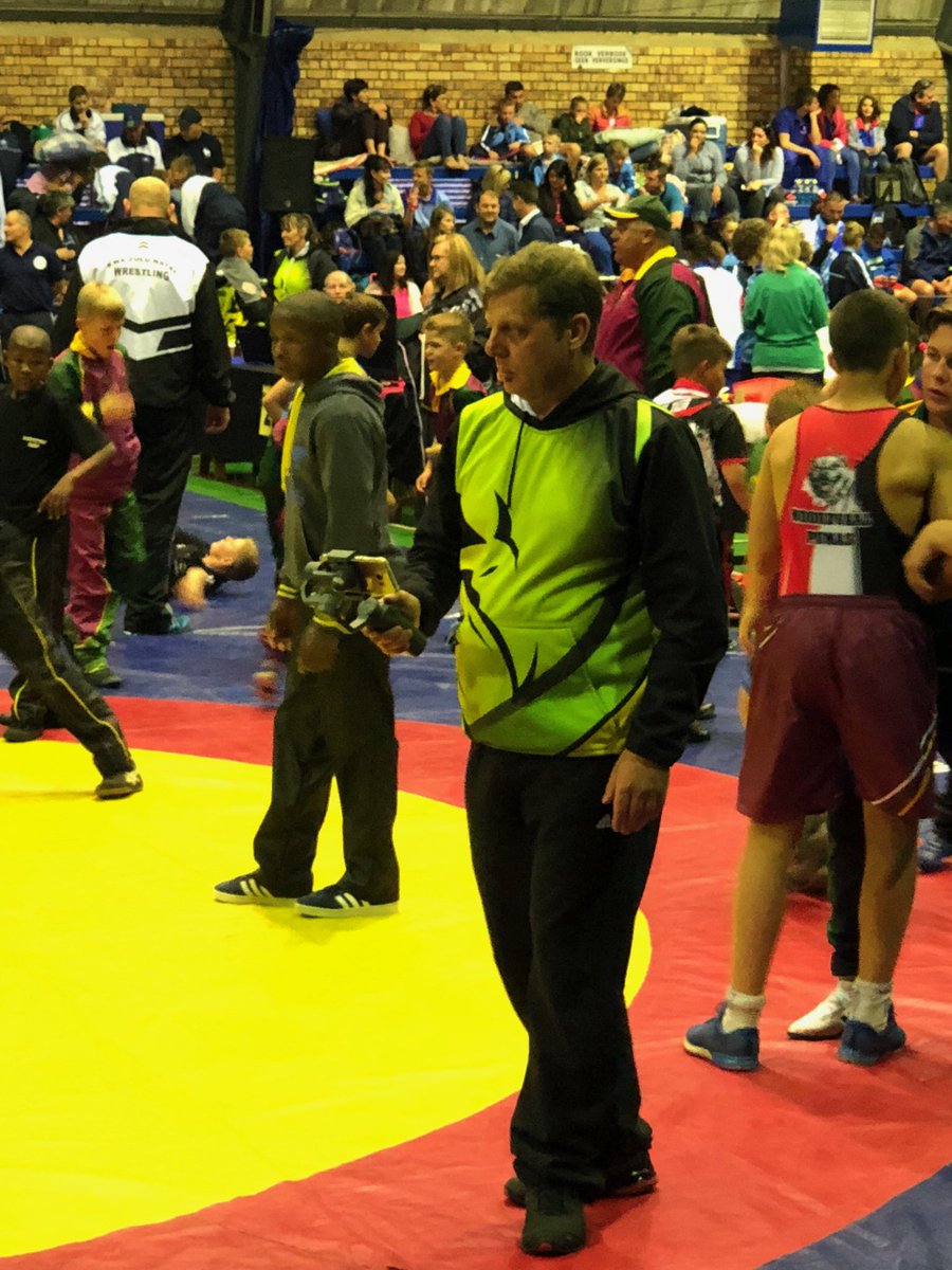 ElsjesCountryIn's tweet photo. ⁦@RaptorsWrestli1⁩ Coach Dewald making sure his team is ready https://t.co/ETB38r1Y7z