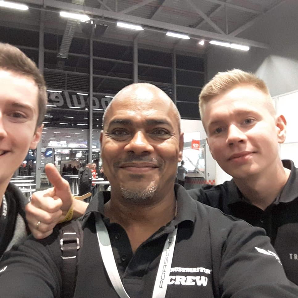fkkamil's tweet photo. @SimRacingExpo is not only about competition but also about meeting great people! Hope to see you soon guys!
#thrustmasterracingteam #ThrustmasterPilot #ThrustmasterFamily @tmthrustmaster @j0shter @ericmindjimba https://t.co/KAjSu9otMA