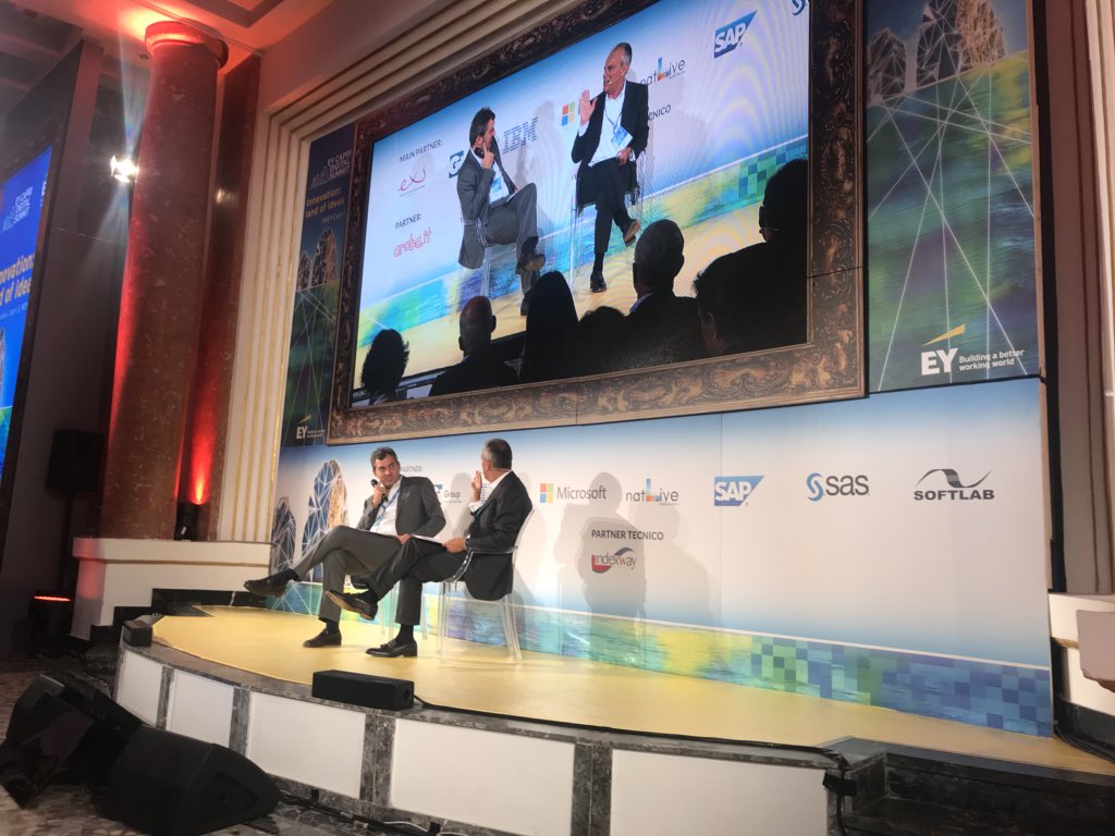 donferri68's tweet photo. A #EyCapri Mario Calabresi intervista Donato Iacovone su cultura e  competenze per la trasformazione digitale @EY_Italy https://t.co/l3dNwGTBxA