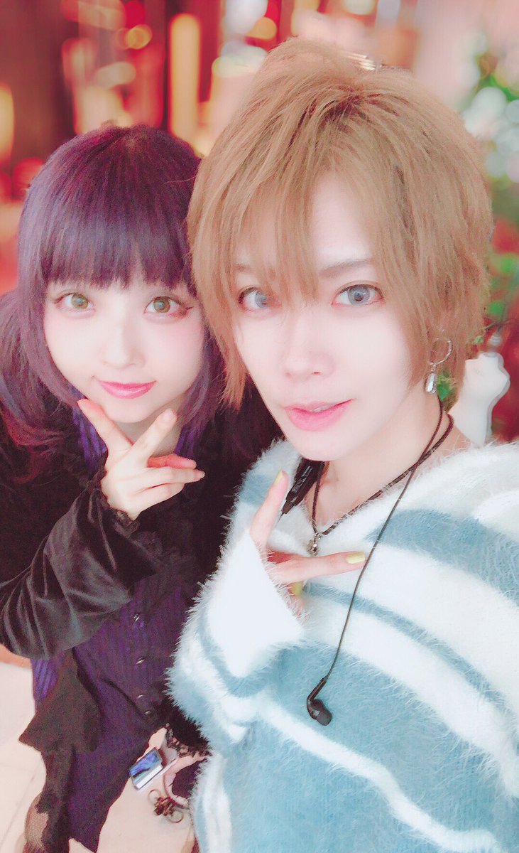 ルウト とあるアニメコラボの撮影で桜子ちゃんと 今日も可愛かったし面白かった なんか捨て犬セットする度に雨降ってる気がする 髪へにゃへにゃ ルウト とあるアニメコラボの撮影で桜子ちゃんと 今日も可愛かったし面白かった なんか捨て犬セットする度に雨降ってる気がする 髪へにゃへにゃ