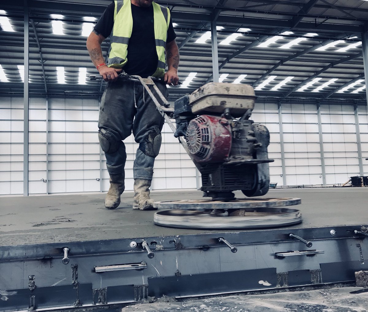 PermabanRCR's tweet photo. RT @MikCarty: @RCRIF @PermabanRCR @MalinFloors  #concretefloors #joints #industrialfloors RCR Flooring Products https://t.co/a6tU22q1ue