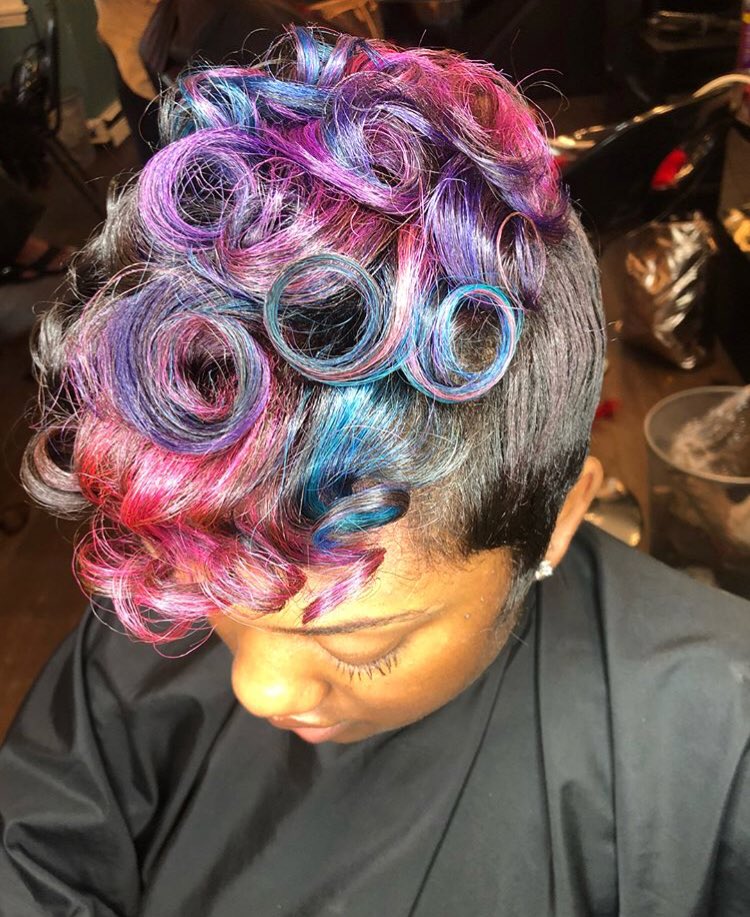 hairguru_kei's tweet photo. I brag different 😎🤟🏽 #TheColorQueen #hairweavekilla https://t.co/V3spdO263x