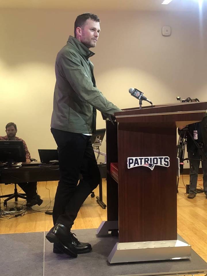 Sport_Klub_Slo's tweet photo. #NFL 🏈 #TNF 🍿 #ThursdayNightFootball 🍕 #PatsVsColts 🗽 #gillettestadium 🏟️ #AFC 🇺🇸
#GoPats vs #Colts
📸 @nezapavcic https://t.co/1vHNSqSnjh