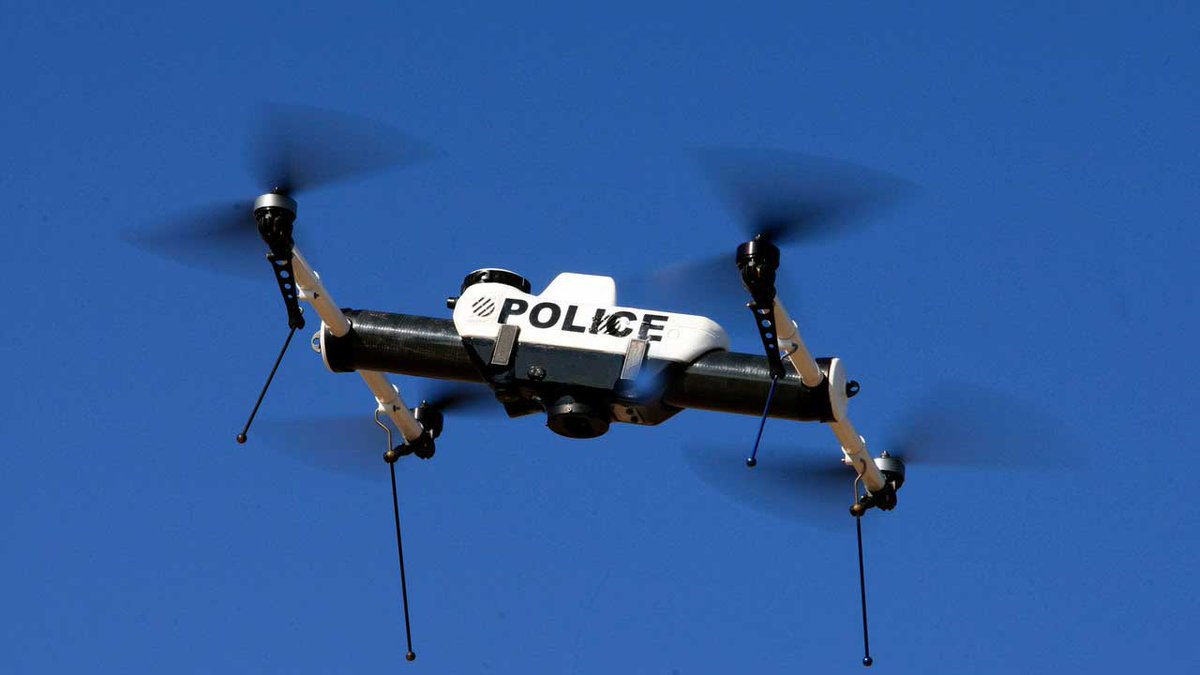 droneality's tweet photo. Drones and law enforcement meet #droneality #drone https://t.co/US5BxNDcu5 https://t.co/yIbX4ioleh