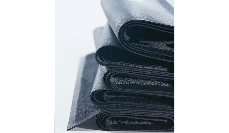 Schoonloopmatten van MEWA: een robuuste hulp, ook in de herfst installatieenbouw.be/schoonloopmatt…