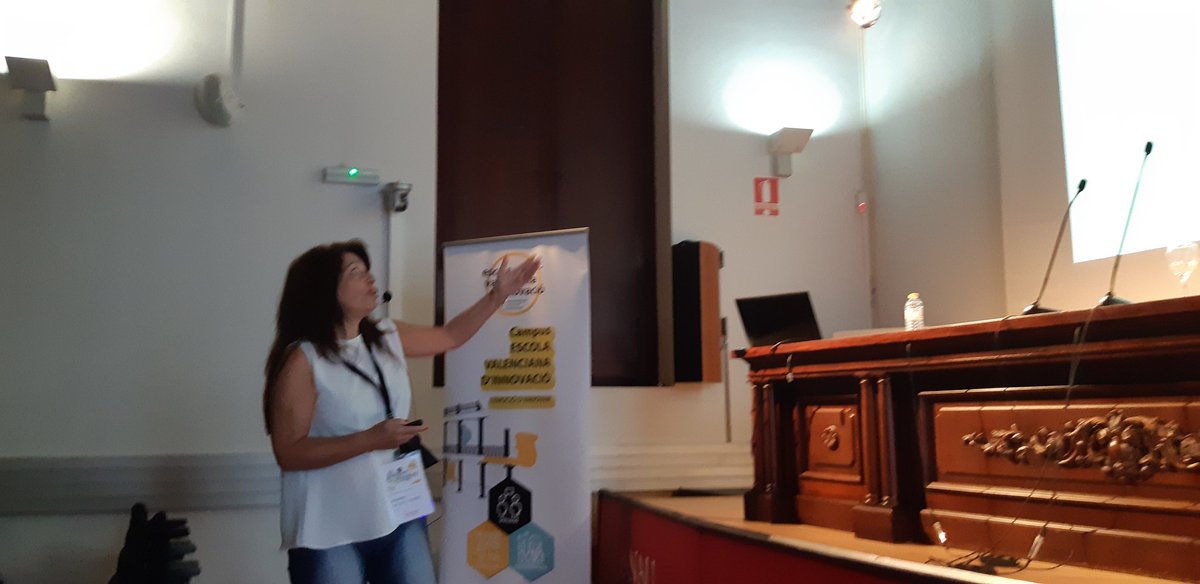 UVstartup's tweet photo. Arranquem aquesta jornada de la #EVInnova2018 del @GVAservef i la @UVCATEDRES amb @palomaorozco4 https://t.co/Xk9lMQA49Q