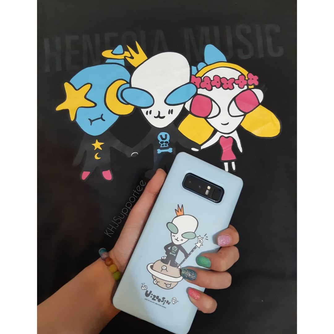 KHJSupporter's tweet photo. New babies 👽 니유 베이비즈 💚
언니들 너무 고마워요 ⚡ 사랑해요
Thanks to all my korean unnies ♡
And final  i bought that phone case

#KHJCollection 
#KimHyunJoong 
#김현중 https://t.co/3b70kmklyj