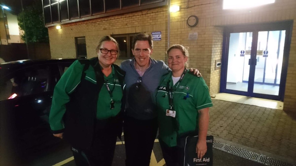 SJCPlasmarl's tweet photo. This lucky pair managed to catch up with @RobBrydon last night, and what a true gent he is too! 🤩 #SJCW100 #MySJADay https://t.co/Ss21SDPDfA