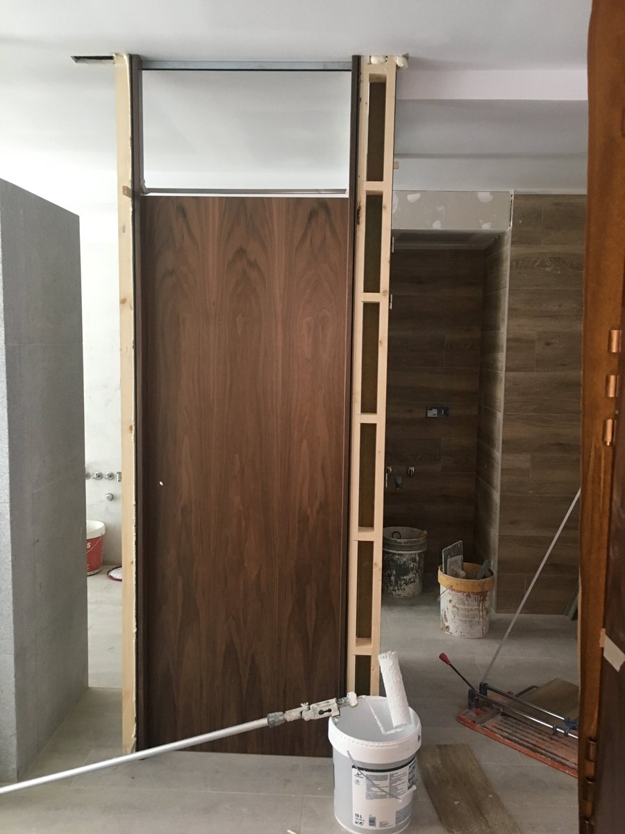VisierArquitec1's tweet photo. Ya estamos con la colocación del mobiliario. Aquí os mostramos las puertas de cocina y dormitorios! #visierarquitectos #architecture #construction #design #details #door #architecture_creative #archilover #archilovers #arquitectura #construccion #diseño #puertas  #vigo #galicia https://t.co/4OakpSznxm