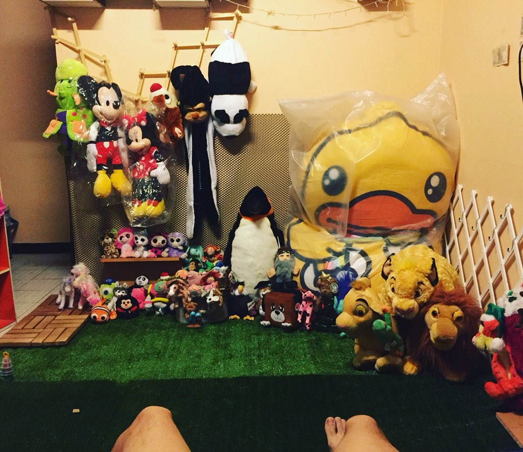 Methapat08's tweet photo. ห้องนั่งเล่น 555 https://t.co/Ljz9D0iqBC