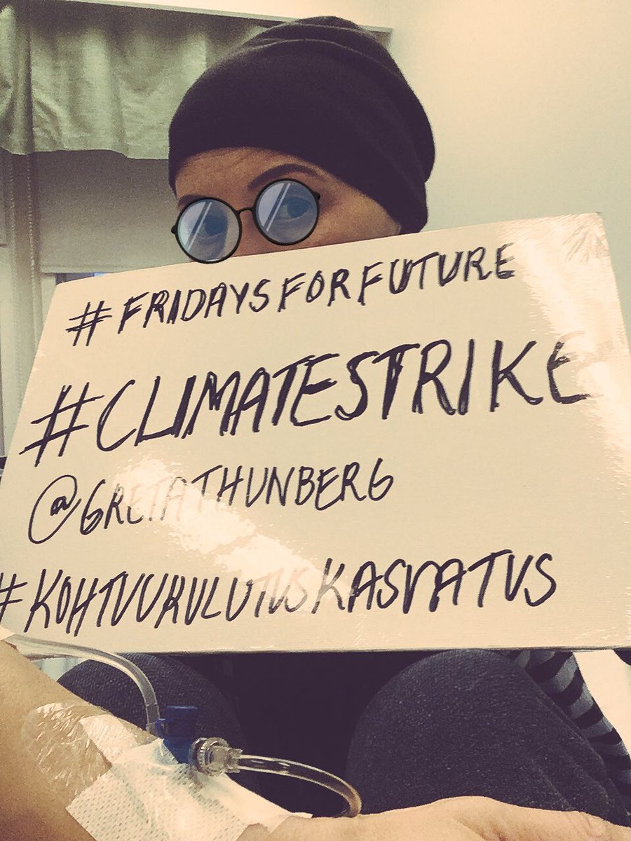 marikatomu's tweet photo. @GretaThunberg #athospital #cancertreatmet #climatestrike #withyou https://t.co/D9q1Qe22DL