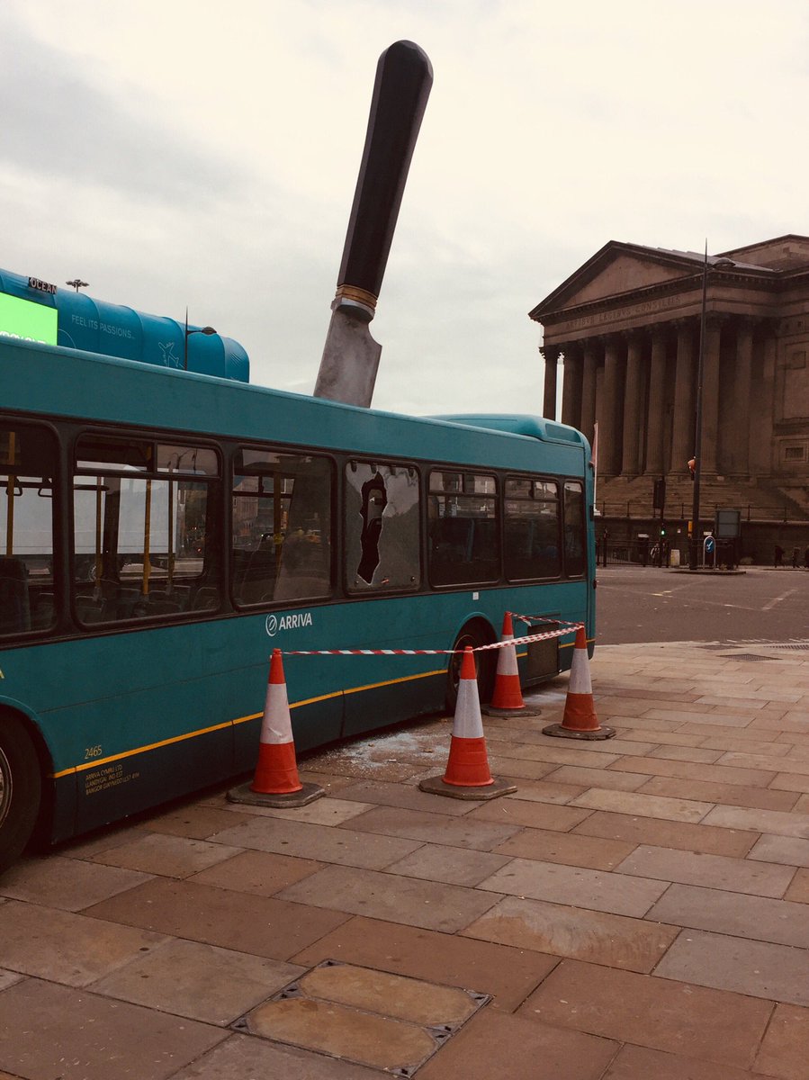 vic_pinnington's tweet photo. Do you think he got a ticket?! #giantspectacular #liverpool https://t.co/OkNryJim5F
