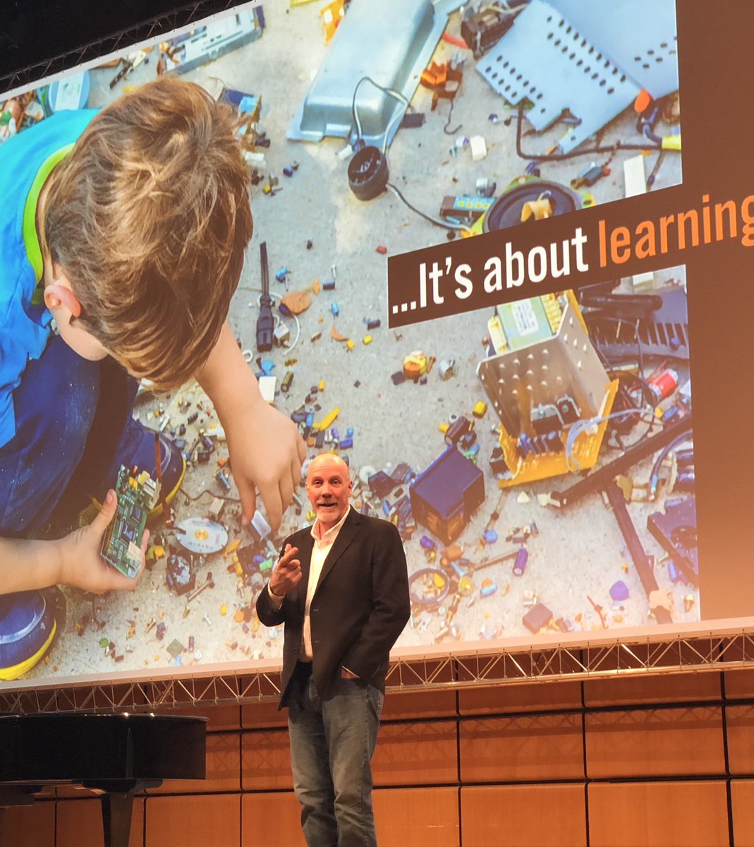 “If you want to learn something, go learn it!” Will Richardson @willrich45 #IBVI2018