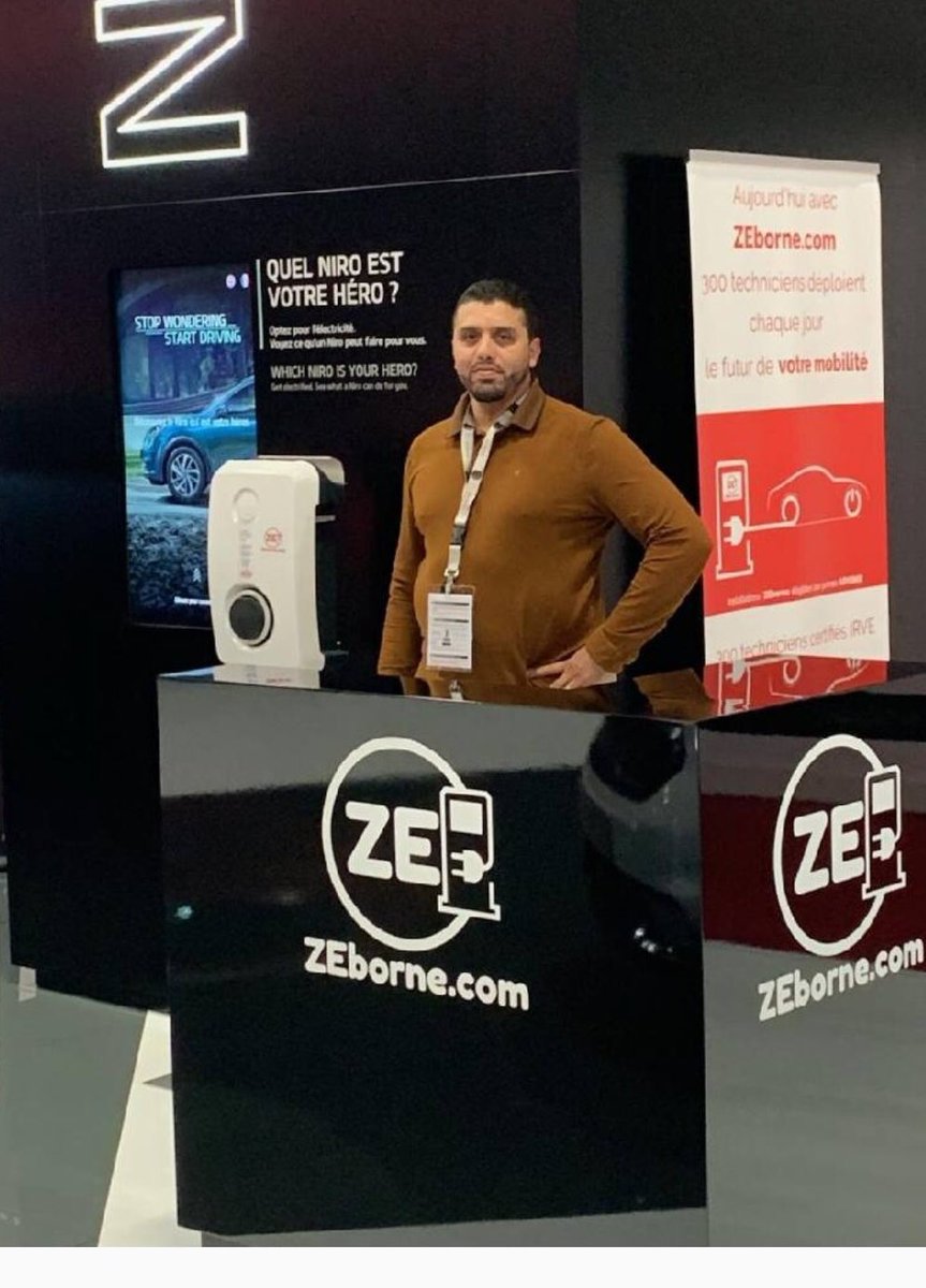 ⁦Notre partenaire ⁦<a href="/ZEborne/">ZEborne</a>⁩ présent au ⁦<a href="/MondialAuto/">Mondial AUTO GARAGE</a>⁩ chez ⁦@Kia_Motors⁩ ! ⁦<a href="/evbox/">evbox</a>⁩ la solution pour la superbe Niro #fullelectric! #EVProud! Bravo ⁦<a href="/LMPequignot/">Loic Marie Pequignot</a>⁩ et Arnaud Guene!