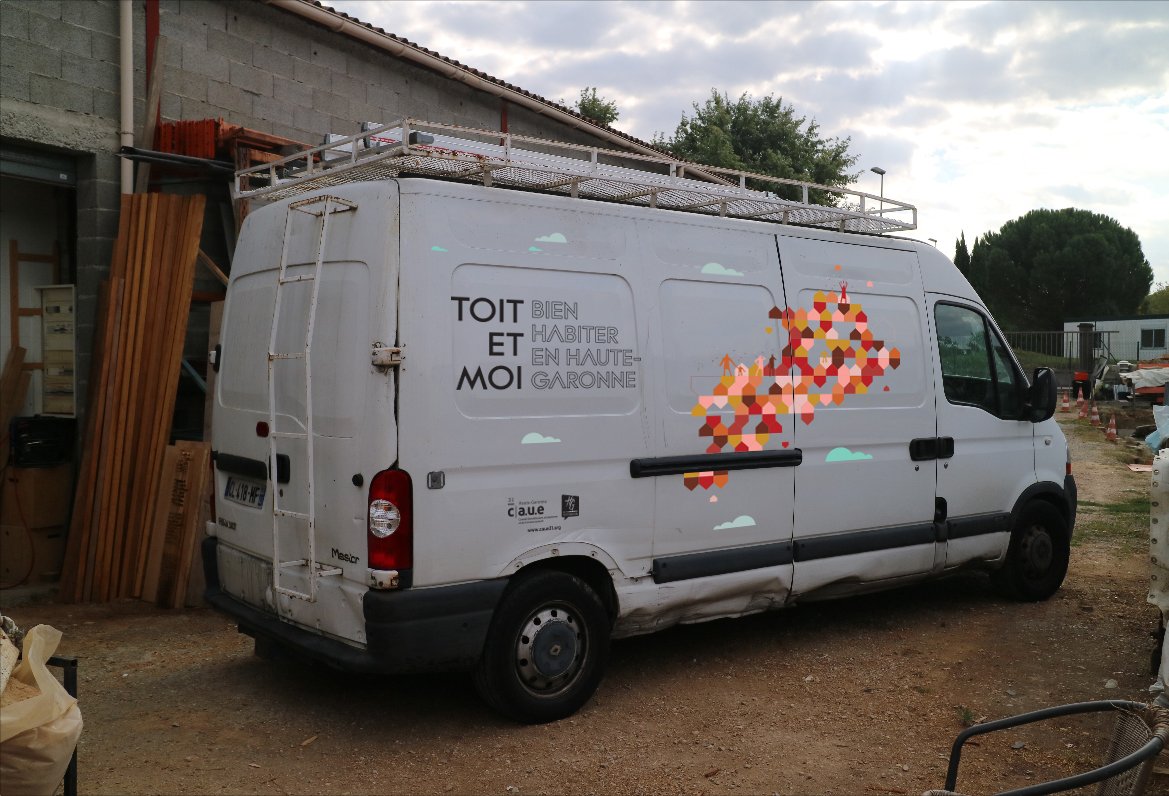 Ça prend forme👍... 
Inauguration officielle de l'#expo #CAUE 31 "Toit et moi. Bien habiter en Haute-Garonne" : J-15 🤞
RDV les 19 &amp; 20/10 de 9h à 20h à l'Espace Croix Baragnon à #Toulouse pour les <a href="/JPOCROAOc/">Ordre des Architectes Occitanie</a> et <a href="/JNArchi/">Journées nationales de l'architecture</a>.
Avec <a href="/croaoccitanie/">Ordre des architectes OCCITANIE</a> <a href="/MAISONMP/">Maison de l’Architecture Occitanie-Pyrénées</a> <a href="/GroupeCARLE/">Groupe CARLE</a>, <a href="/HauteGaronne/">Haute-Garonne</a>