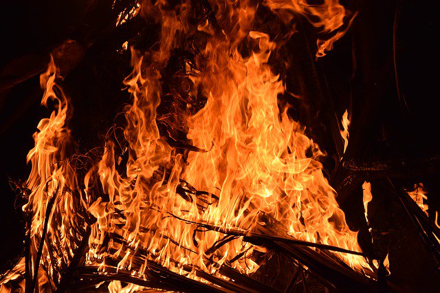 Meahscurrysauce's tweet photo. Things are hotting up for tomorrow. It's #ChallockChilliFest at @Victoriana_NG - here's the event website for more details, and see you there?: https://t.co/a78T9aQQsI #foodfestivals #currysauces #Ashford #Kent https://t.co/o18dwvPBLx