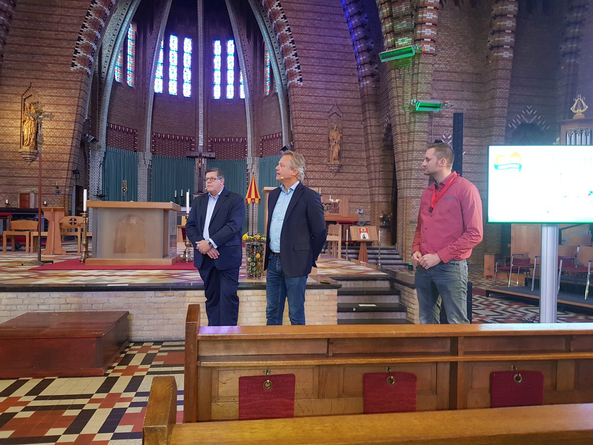 Boeiende sessie over Natuurinclusieve landbouw tijdens de <a href="/FFoodture/">Frisian Foodture</a> in de prachtige St.Franciscus-basiliek in <a href="/Bolsward/">Johan</a>. Volop kansen!