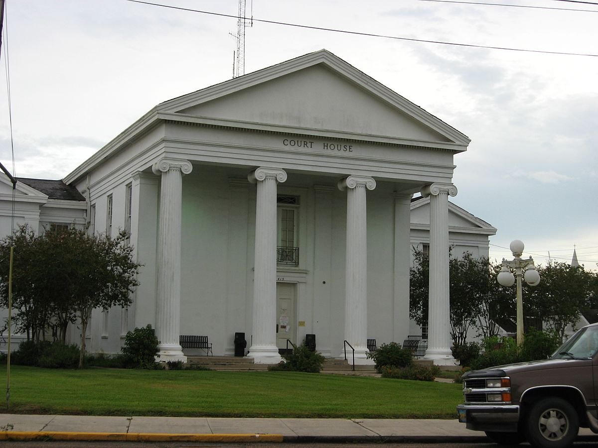 #OnThisDay in 1867, #MonroeBaker , a well-to-do Black businessman, was named mayor of #StMartinLouisiana . He was probably the 1st Black to serve as #mayor of a town.
#BeInformed #BlackPress #NNPA #OTD #BlackHistory #BlackExcellence