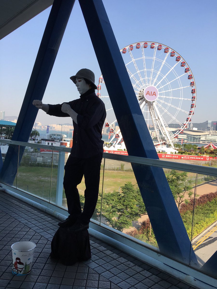 ISEE_Mosaic's tweet photo. #Hongkong What can do think of when we talk about the Victoria Harbour? https://t.co/A2Zbnb6wvA
