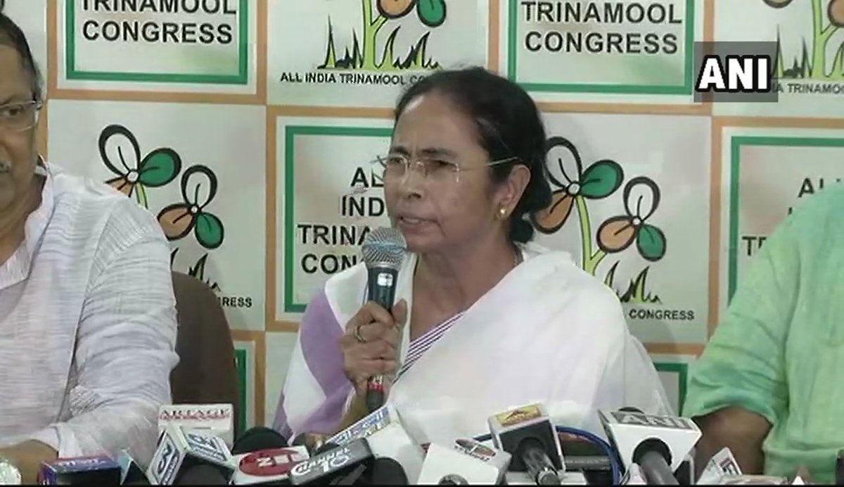 ANI's tweet photo. We've already reduced fuel prices but we have debts to repay. The centre has hiked fuel prices, not us. I support Rahul Gandhi's comment 'the economy is already broken &amp; govt should immediately go': West Bengal CM Mamata Banerjee https://t.co/bgQPIujarr