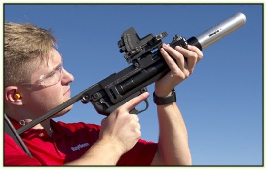 Ninja998998's tweet photo. US Raytheon 40mm "Pike" mini missile,it can be launched by M203 grenade launcher. https://t.co/4DOHKv2nED