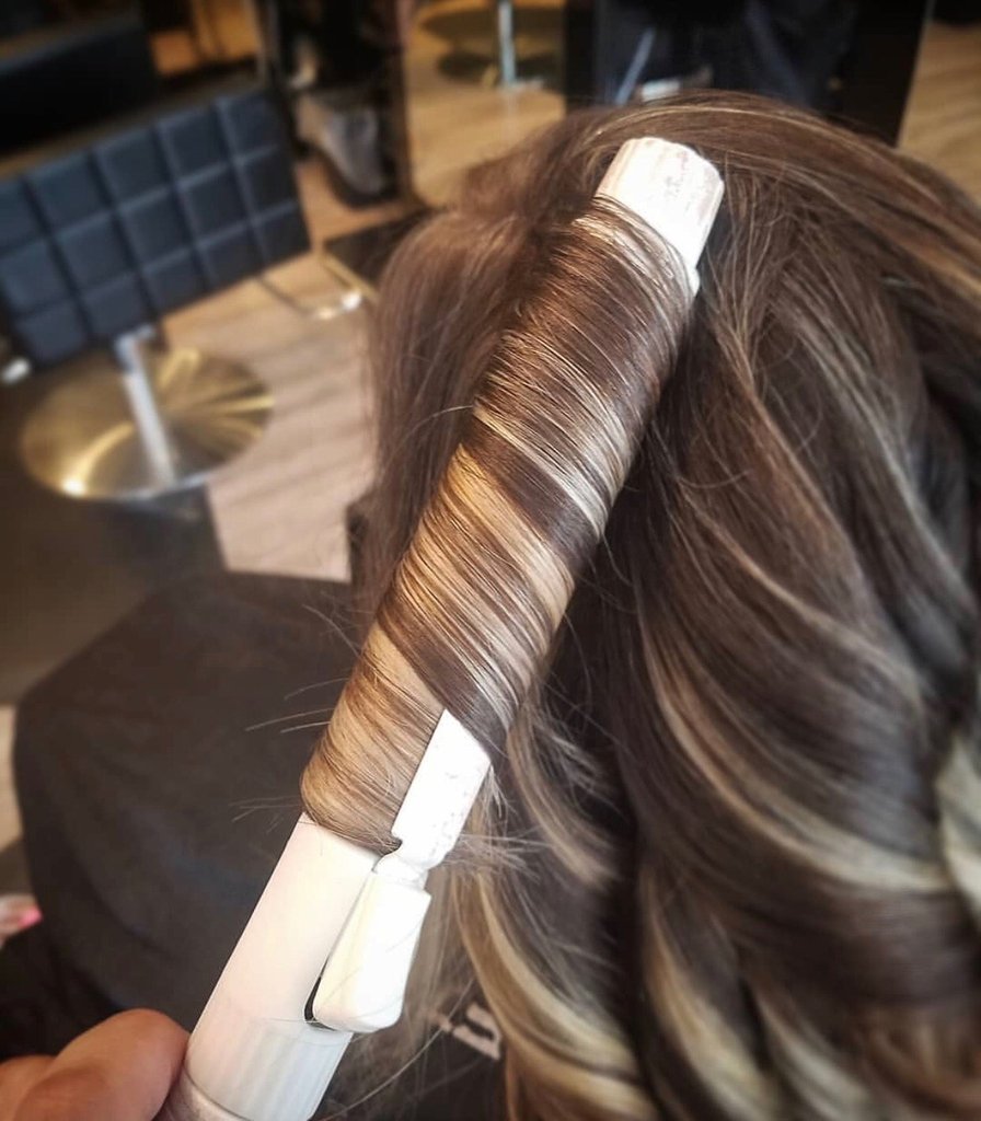 bioionic's tweet image. StyleWinder Rotating Styling Iron allows you to effortlessly create many styles in a fraction of the time. #bioionic #beautypoweredbynature