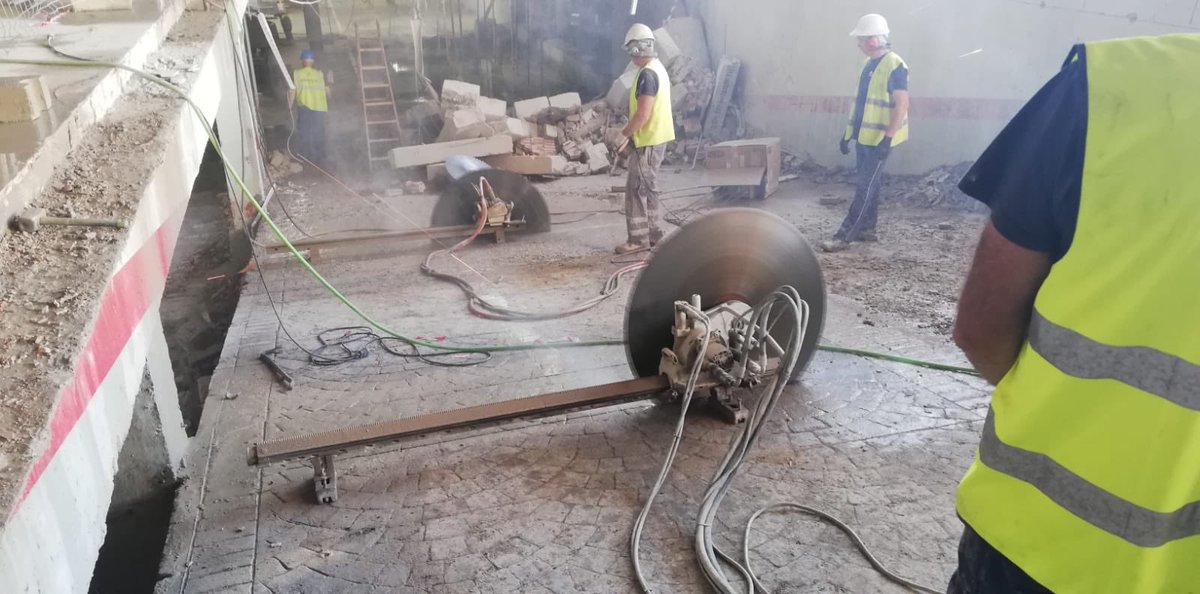 FDCAMACHOSL's tweet image. 📨| Localización y contacto :C/Cataluña, 6, CP: 41702, DOS HERMANAS (Sevilla).

📞Teléfono de la administración | 954 720 961

📩 Correo electrónico de la administración | taladrosfdcamacho@gmail.com

📞Teléfono Móvil Gerencia| 629 425 103