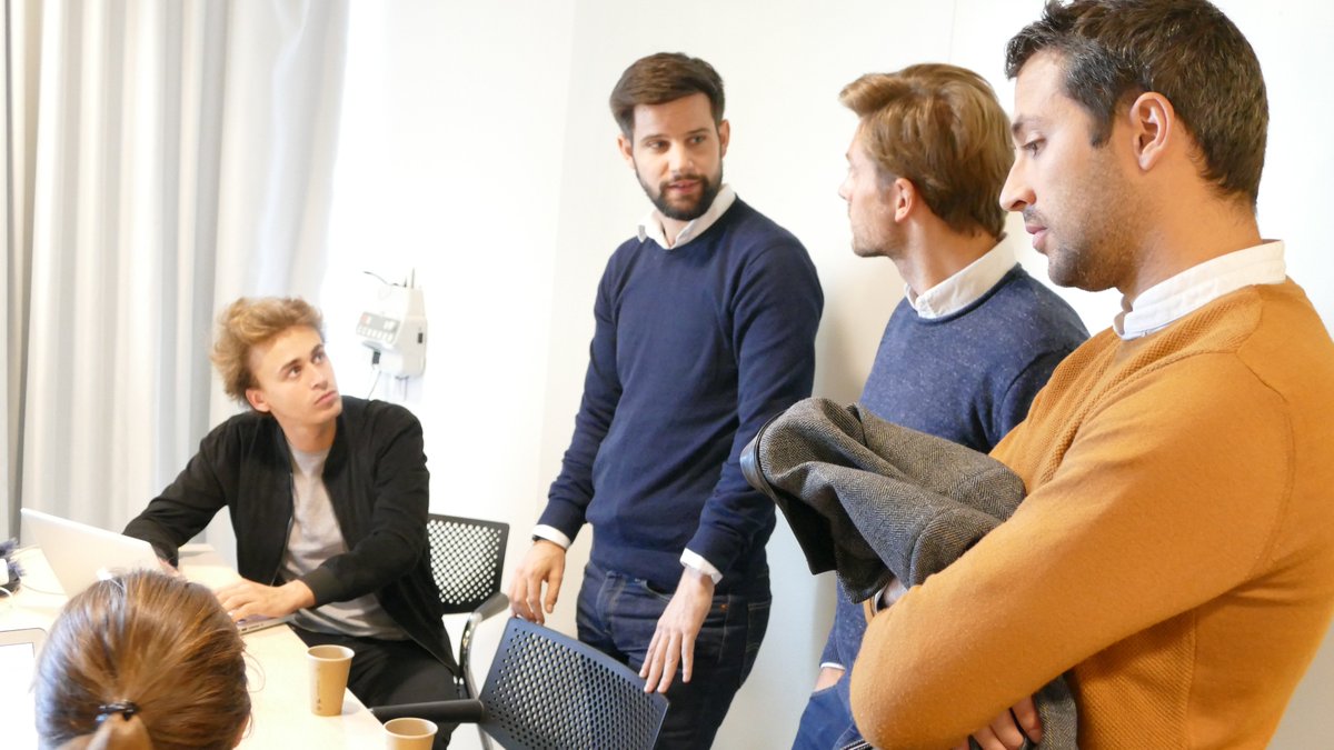 HEC Paris MBA tweet media