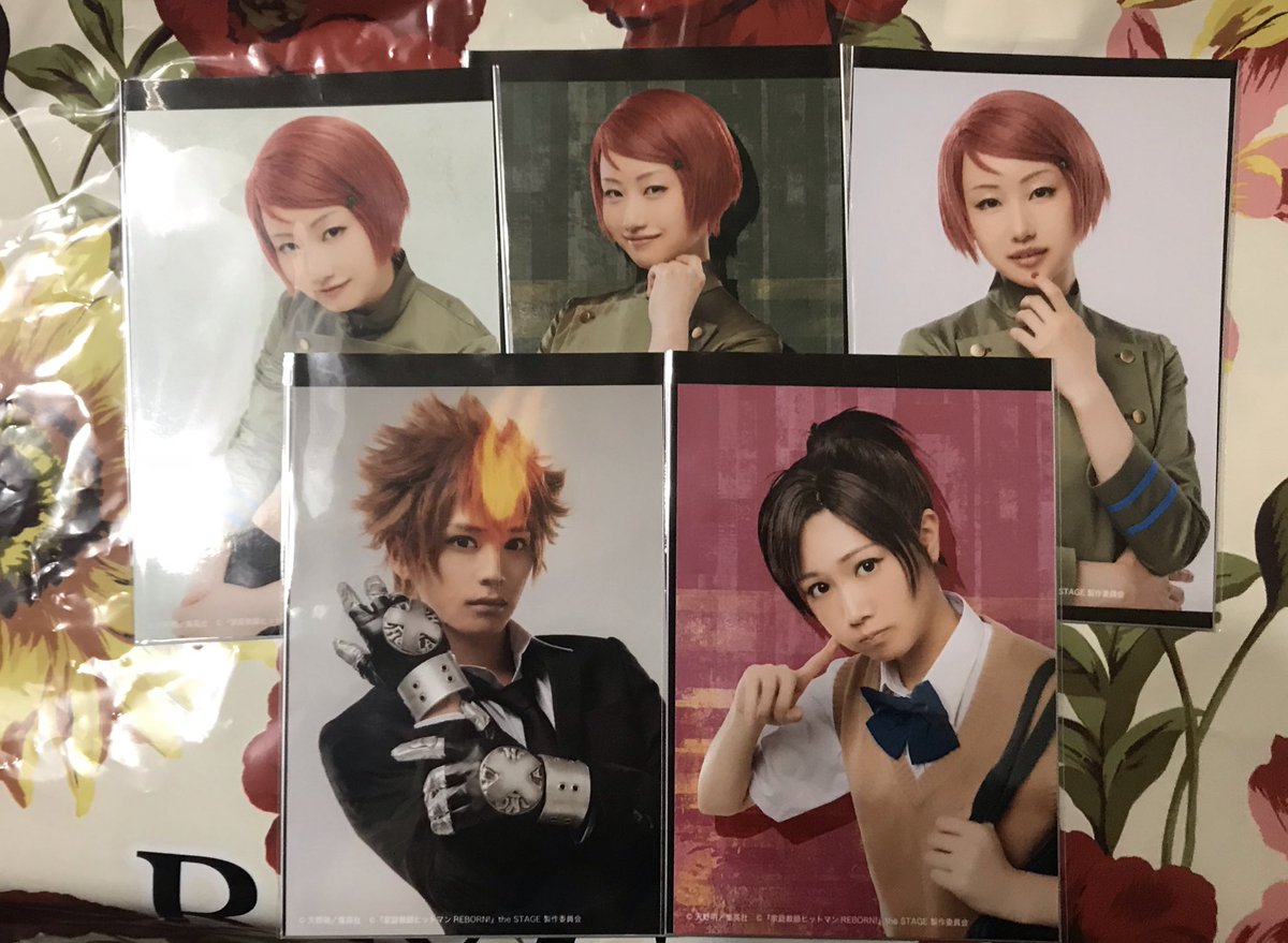 tibi_chika's tweet photo. 【交換】家庭教師ヒットマンREBORN リボーン リボステ 

トレブロ・缶バッチ

譲：画像1・2枚目

求：画像3枚目���外の城島犬 優先

郵便でのお取引のみになります。

検索からでもお気軽にお声がけ下さい。 https://t.co/EktpkmAeMf