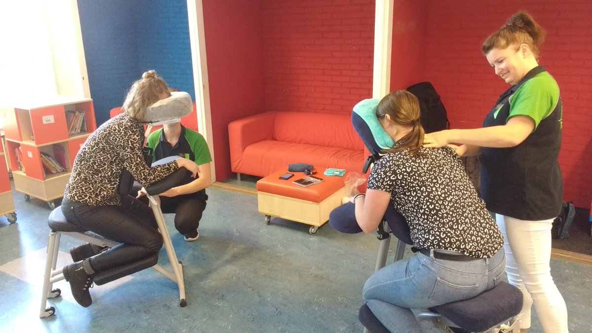 Ff relaxen.......op de dag van de leraar........ssssst. zen-moment voor toppers van leerkrachten!