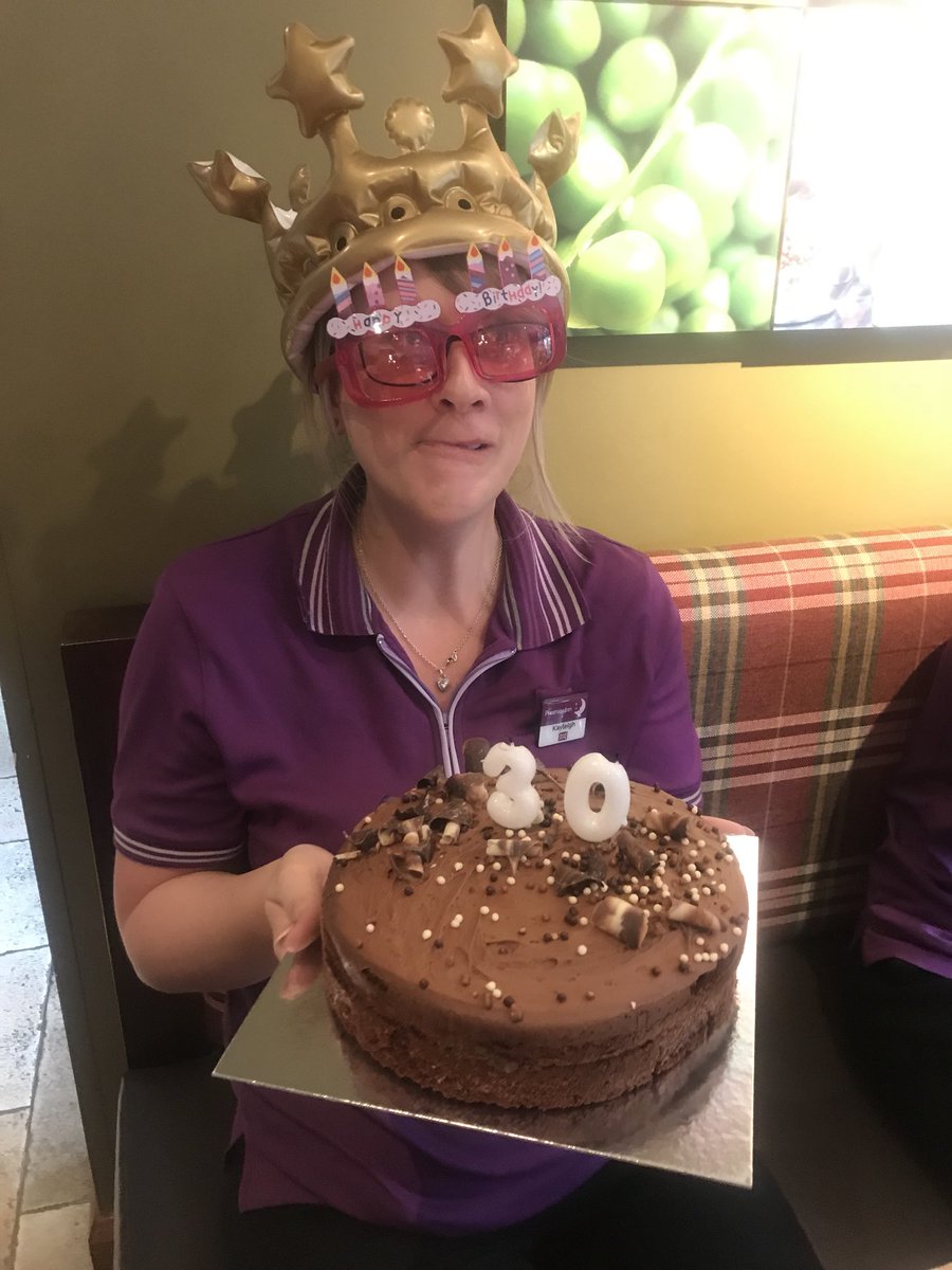 Happy 30th birthday to @kayleigh0488 🎁 🍰 hope you have an amazing day! #teamashby #teamSMashby