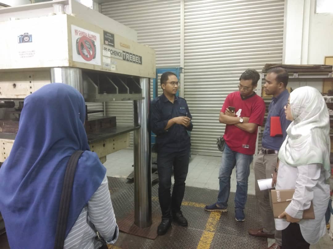 "Rubber Bearing Pad Testing for Jambatan Sg Jengka" di Lembaga Getah Malaysia pada 4.10.2018 bagi Projek FT 83 Chenor. Semoga projek FT 83 Chenor berjalan dengan lancar.<a href="/Zulakmal8/">zulakmal</a> <a href="/HasmiJkr/">Hasmi Ahmad</a> <a href="/NorHayatiIsma16/">Nor Hayati Ismail</a> <a href="/BpptimurCjJkr/">BPPTIMUR CJ JKR</a>