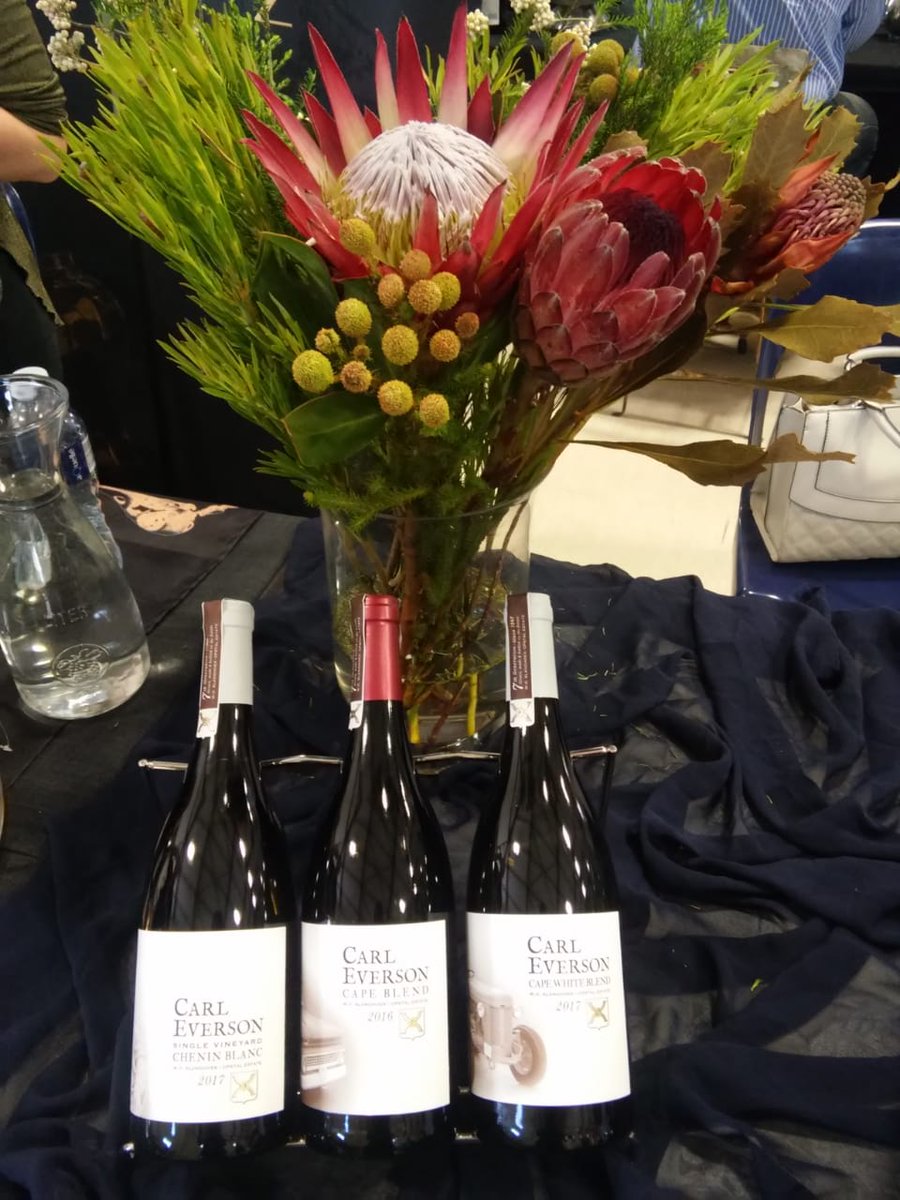 OpstalAttie's tweet image. All set. Festival vibes @winevillage in #Hermanus. #BeautifulSpring