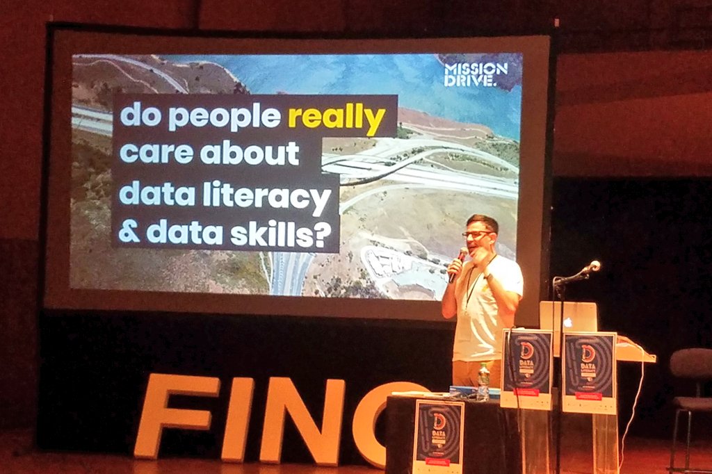 <a href="/SimonaMission/">Simon Bullmore</a> présente <a href="/datopolis/">Datopolis</a>, un jeu pour créer de la data literacy #DLC2018