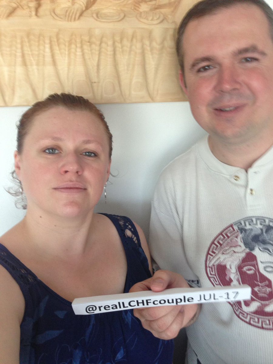 OptimalnyClovek's tweet photo. @realLCHFcouple Tánička poďme do toho zas naplno! Kdeže je rok 2017...už aj 2018 sa pomaly končí, ale keď sa do toho zas dáme tak na tom budeme ešte lepšie než v 2012. #prioritiesINlife #goalsINlife #challenge2018accepted 😘 ...inak vlasy máš už teraz krajšie než vtedy. https://t.co/y6mDILRqVy