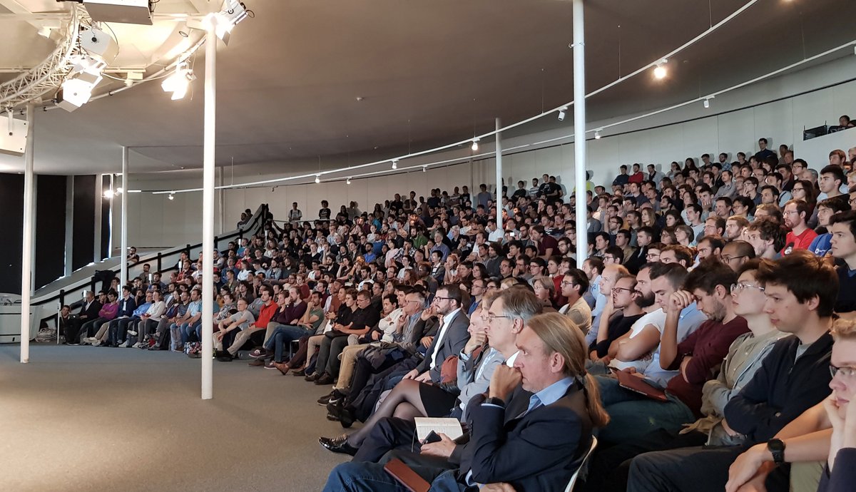 EPFL_en's tweet image. Yann LeCun (@ylecun)&apos;s conference about self-supervised learning is broadcast live on our Facebook page: go.epfl.ch/Du6G1 #selfsupervisedlearning
