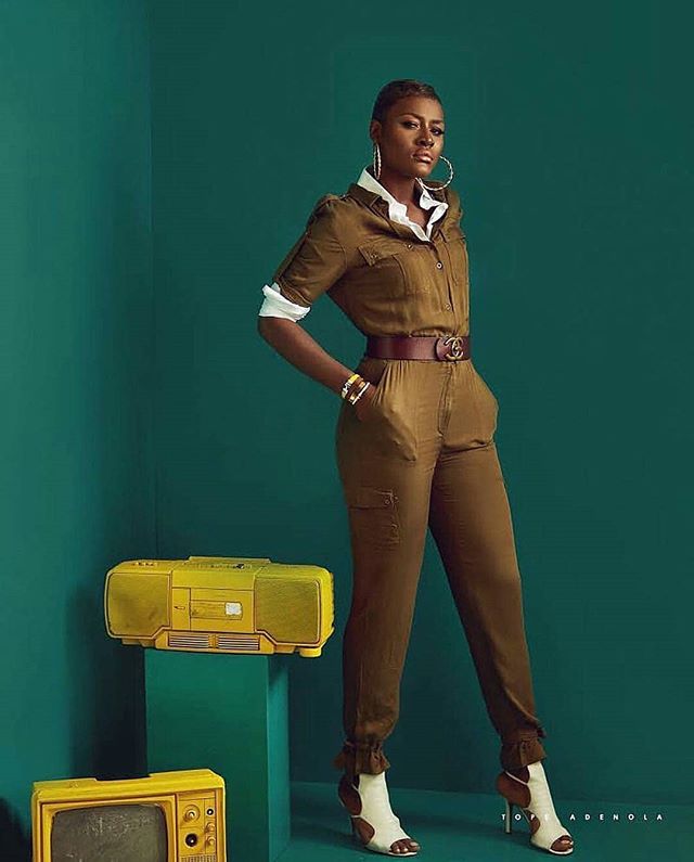 MediaGuide_NG's tweet photo. #BbNaija star @alex_unusual 💥💥 Styling : @janemichaelekanem Photography X Set Design : @tope_horpload #MediaGuideTV #TVGuide #alexunusal #bbnaija #doublewahala https://t.co/YkOIiTx9C1 Via IG: MediaGuideTV https://t.co/H3YTV3Y0lG
