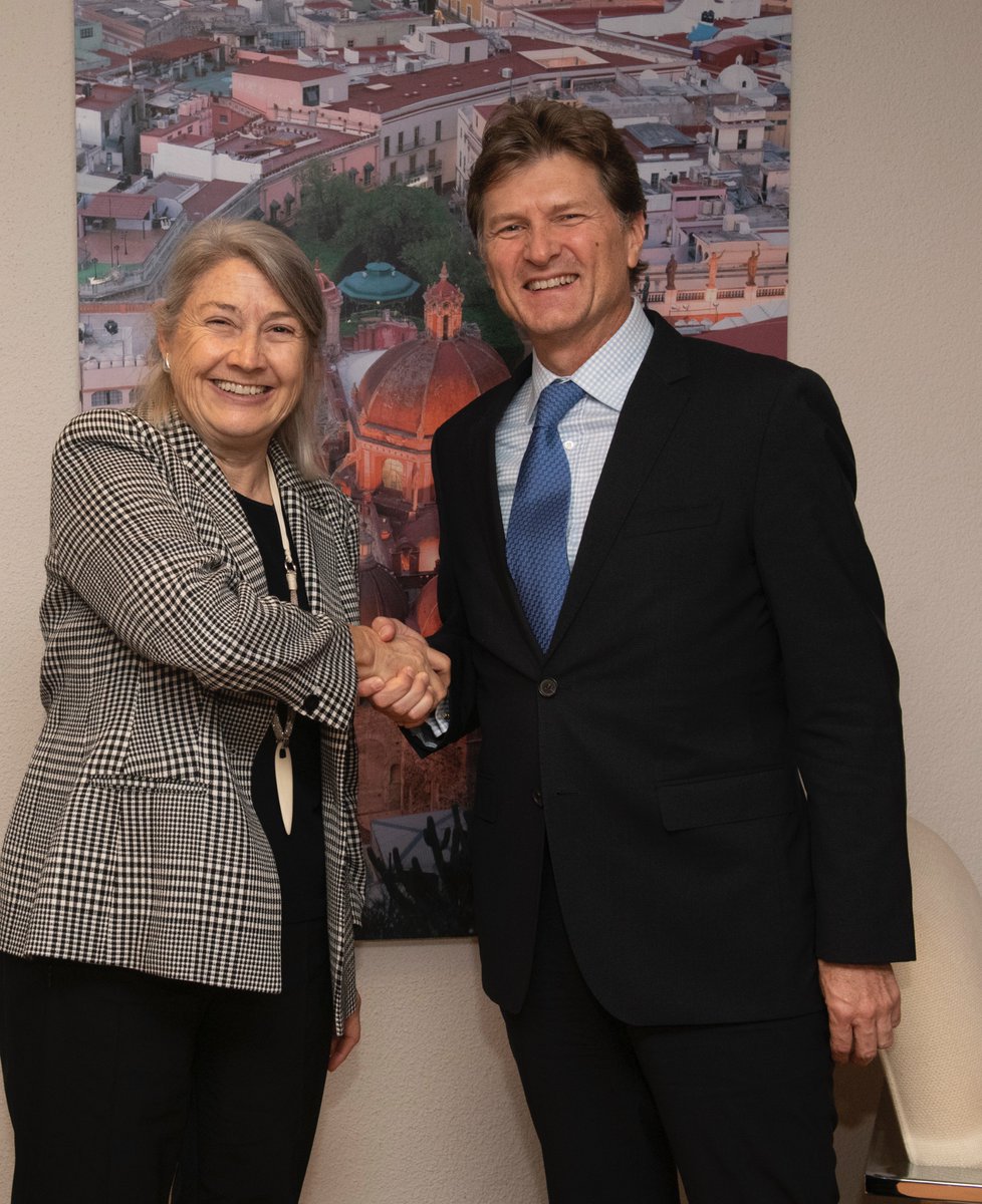 VisitMexSpain's tweet photo. En el marco de la semana inaugural de la Casa de México en España, el Ministro de Turismo de México sostuvo reuniones con empresarios destacados del sector, para fortalecer y reafirmar la inversión española en México.
#MasMexicoEnElMundo #VisitMexico 
@EmbaMexEsp @casademexicoesp https://t.co/1Crt5fGKh5