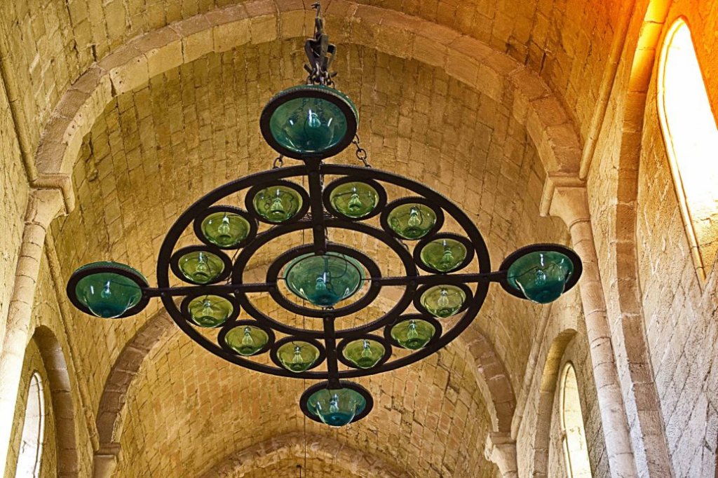 catexperience's tweet photo. Vols idees per al cap de setmana? Vine al Museu del Vidre de #Vimbodí i descobriu el món del vidre amb la fira V Festta del Vidre Artesà #Vitrum!
També pots aprofitar el viatge i visitar el @MonestirPoblet ☺ @AjtViP
Info #Vitrium 👉 https://t.co/zryycN84Gy @costadauradatur https://t.co/rnDypRNV87