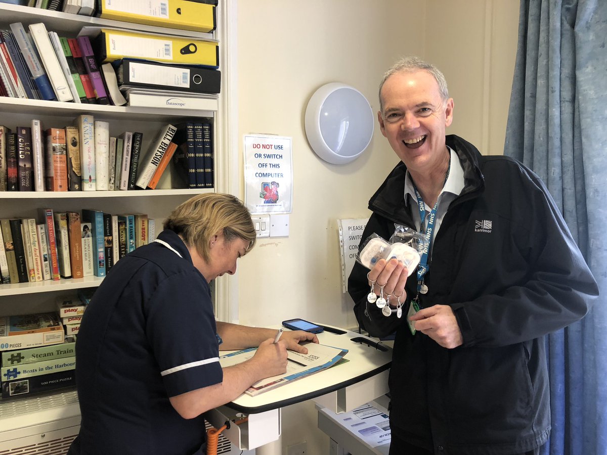 LPTnhs's tweet photo. It’s our final day of #commsontour and staff are busy filling in our communications survey! We’re at Rutland Memorial Hospital in the day room on the Rutland ward until 1pm- come and talk to us about all things comms! https://t.co/VAx2NBIljh