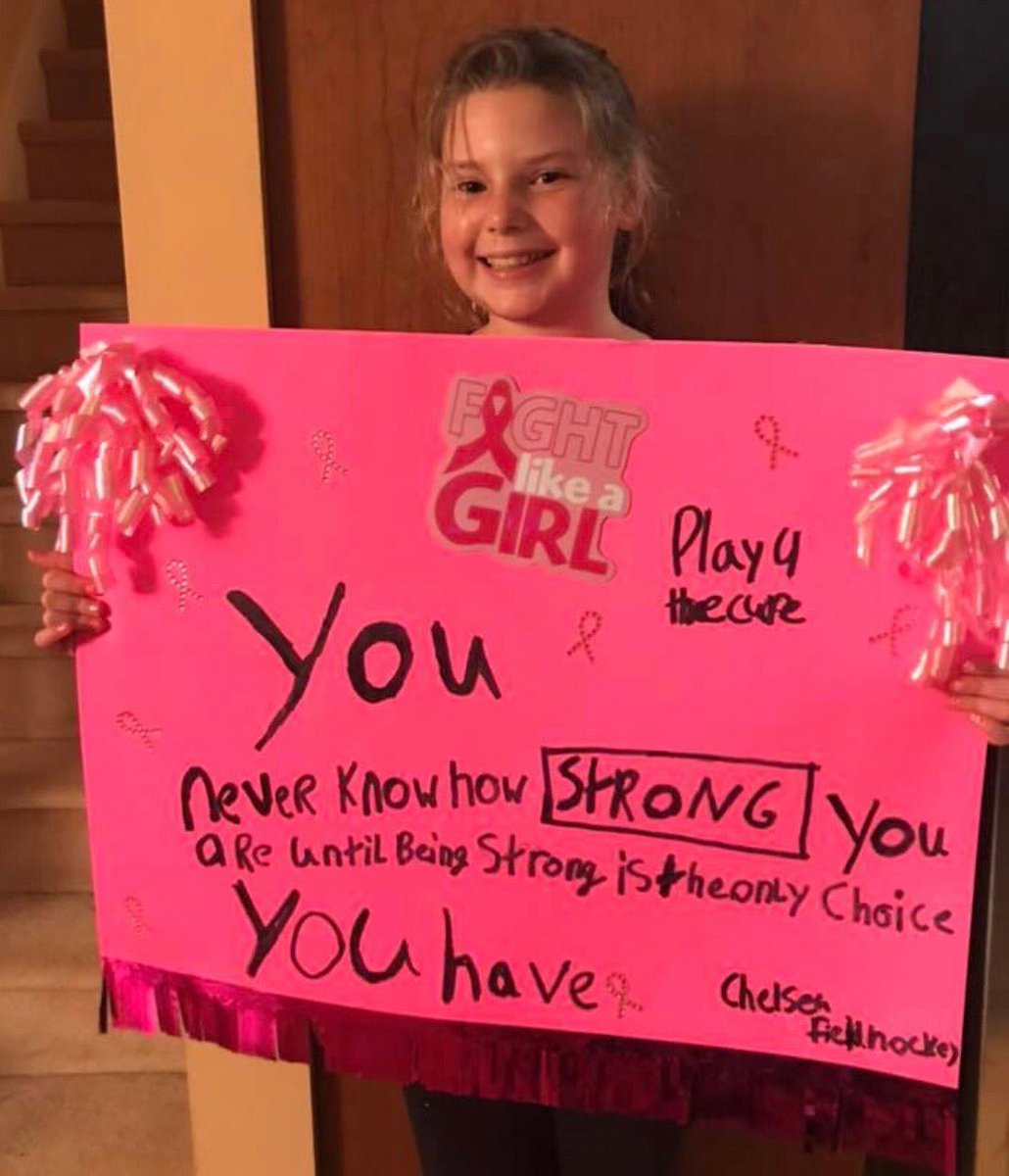 BulldogFH's tweet photo. Our #Play4TheCure games are tonight! 6th grade middle school player Addi has her sign all ready to go! Wear your pink and join us as we raise money for cancer research. Games are at 5:30 and 7:00. #Play4Roxy #WhoDoYouPlay4 #October5 #PinkOut https://t.co/aKxsjcqAGc