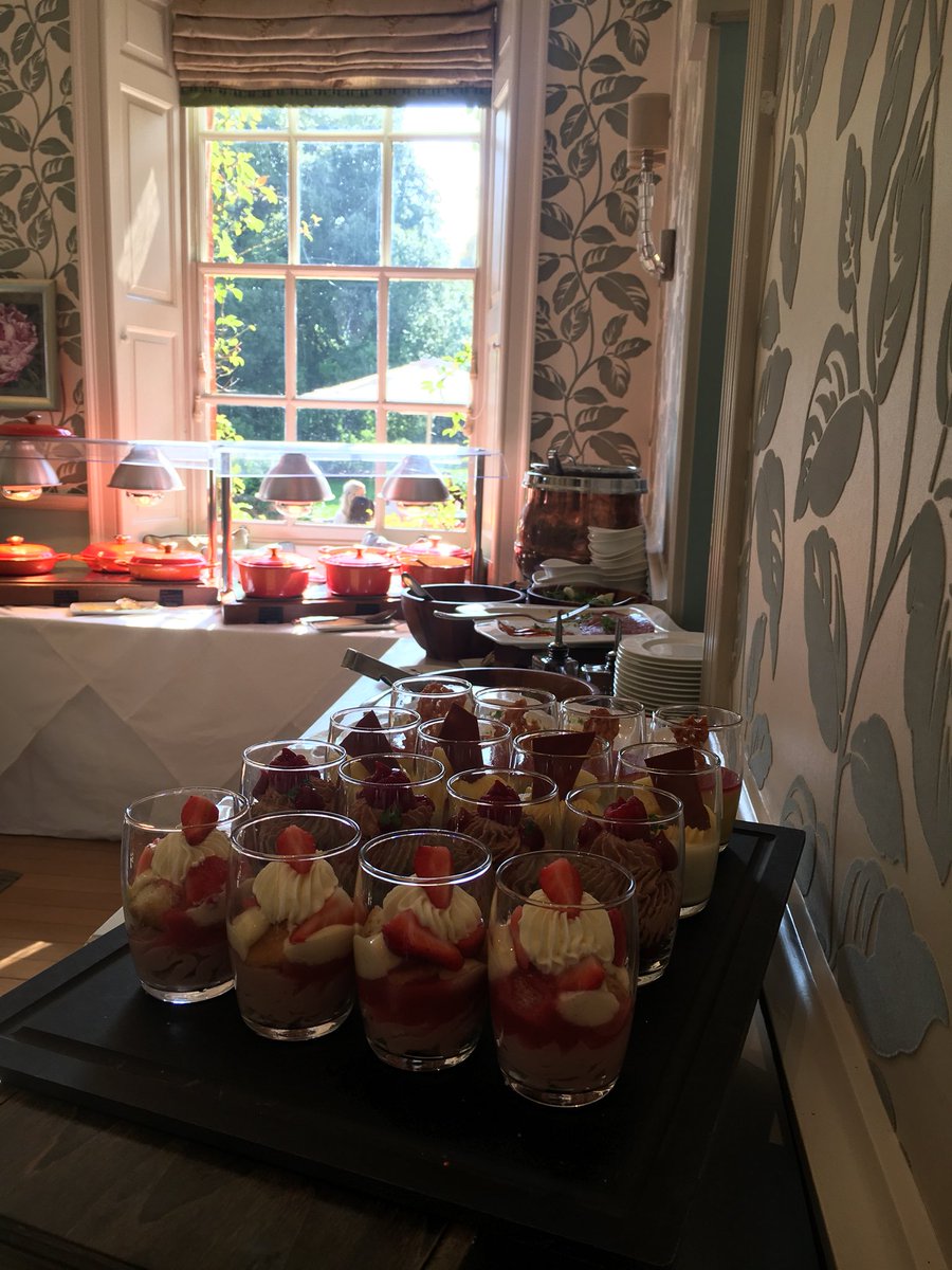 Lunch is served for today’s team building #lordsweetener #seasoncookeryschool <a href="/teambuilding_co/">The TeamBuilding Co.</a>