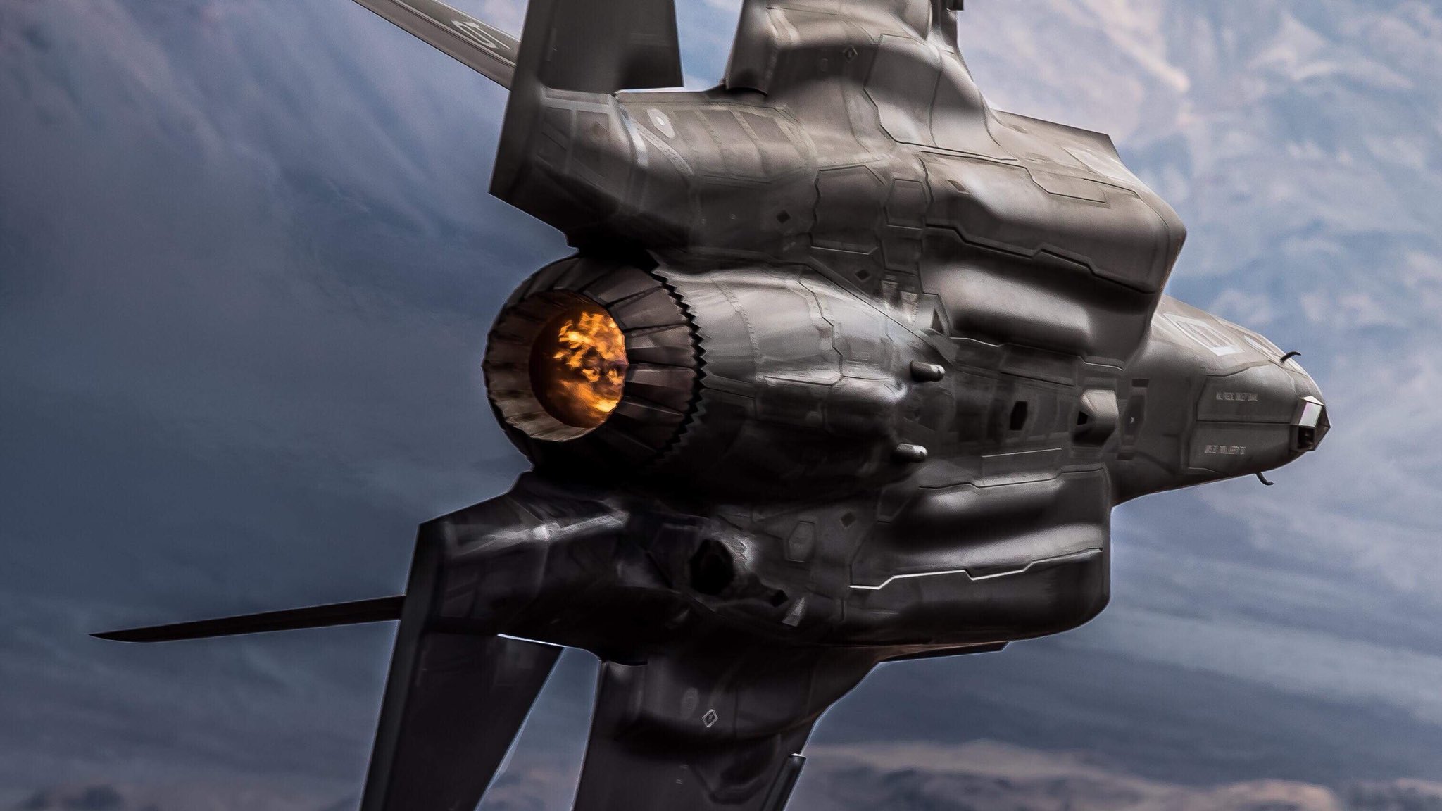 DoveCAAW4AAP6ac.jpg:large