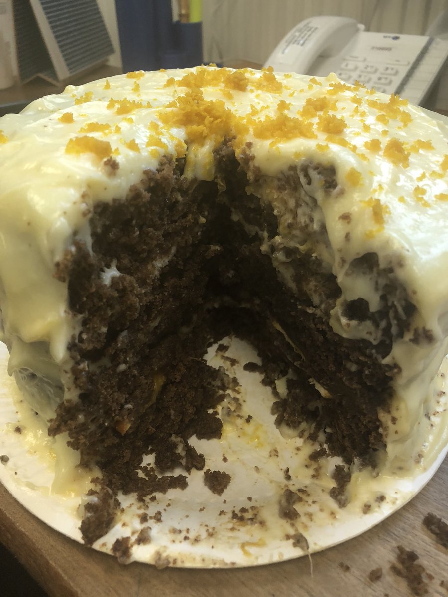 CUH_dietitians's tweet photo. The #GreatDieteticBakeOff continues as #SpiceWeek brought us @MegBarne’s orange and ginger super cake!! #GDBO
#GBBO #Baking #WhatRDsDo https://t.co/xbXTu6JKws