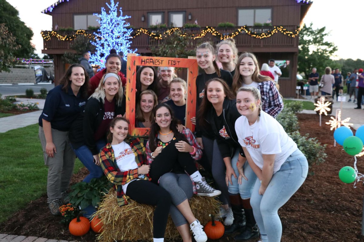 AlverniaWVb's tweet photo. Last Friday, the team spent some time volunteering at a local Fall Festival! Face painting, playing with kids, and having fun! https://t.co/bqxrl0WqzE