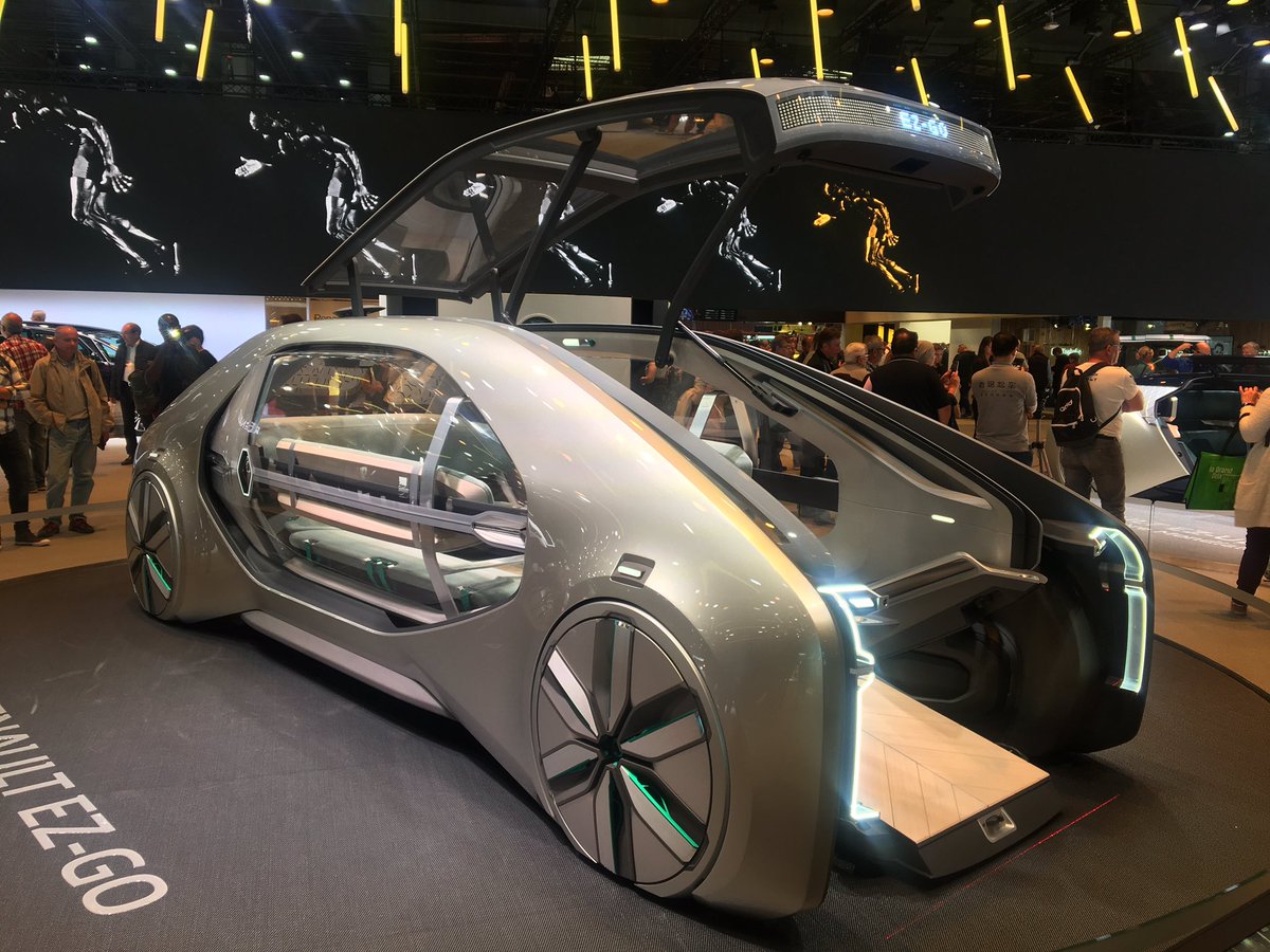 BenCFletcher's tweet image. Driverless concept cars from Renault 👏👏👏 #ParisMotorShow