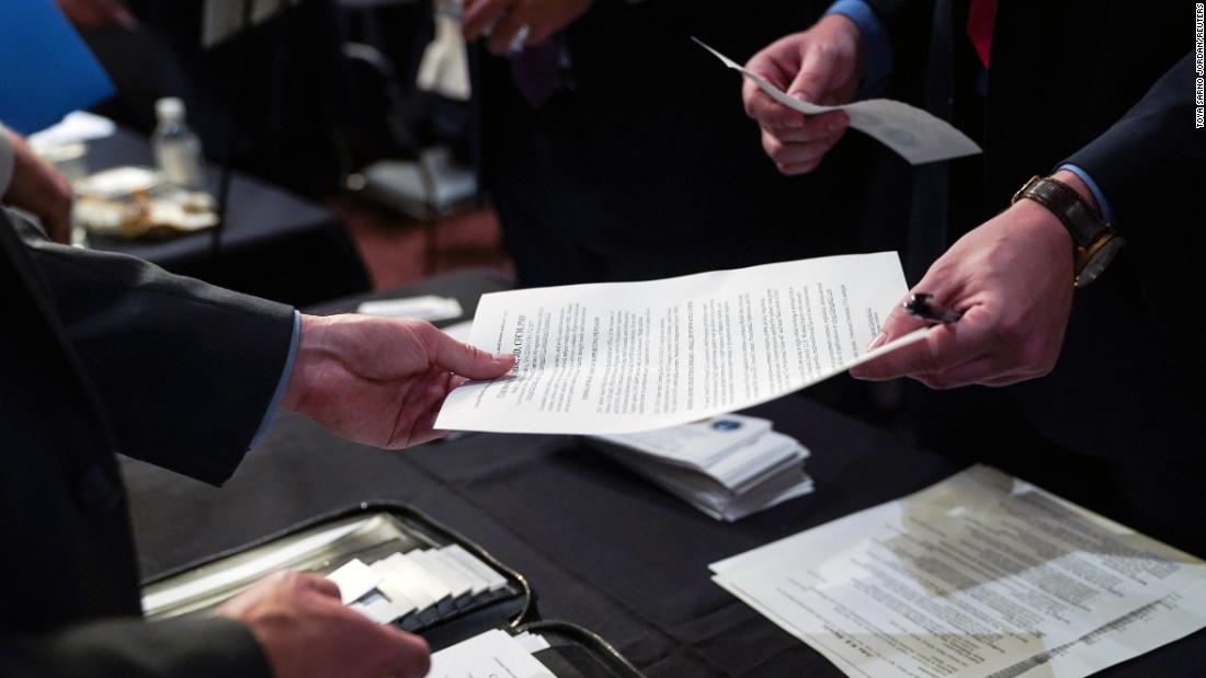cnnbrk's tweet photo. The unemployment rate fell to 3.7% in September, the lowest level since December 1969. The US economy added 134,000 jobs last month. https://t.co/CSW4xyVqqm https://t.co/IBRX4i3Bsh
