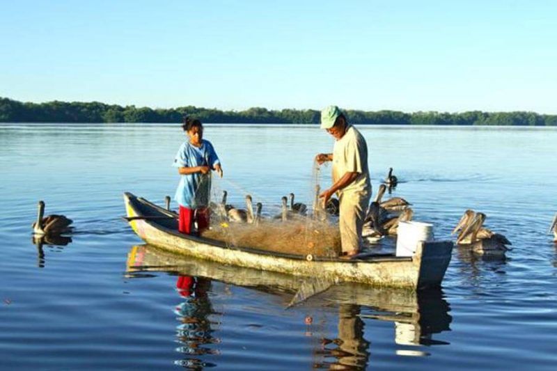 Exigen resarcir daños en Laguna de Cuyutlán