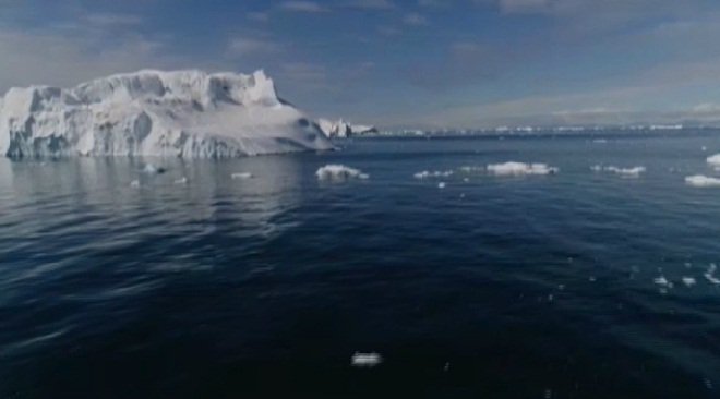 Clicandsea's tweet photo. L’Arctique : un accord pour penser à une pêche durable au pôle nord https://t.co/6ILRv7Vxp3 #ecologie https://t.co/QexNLX09gG