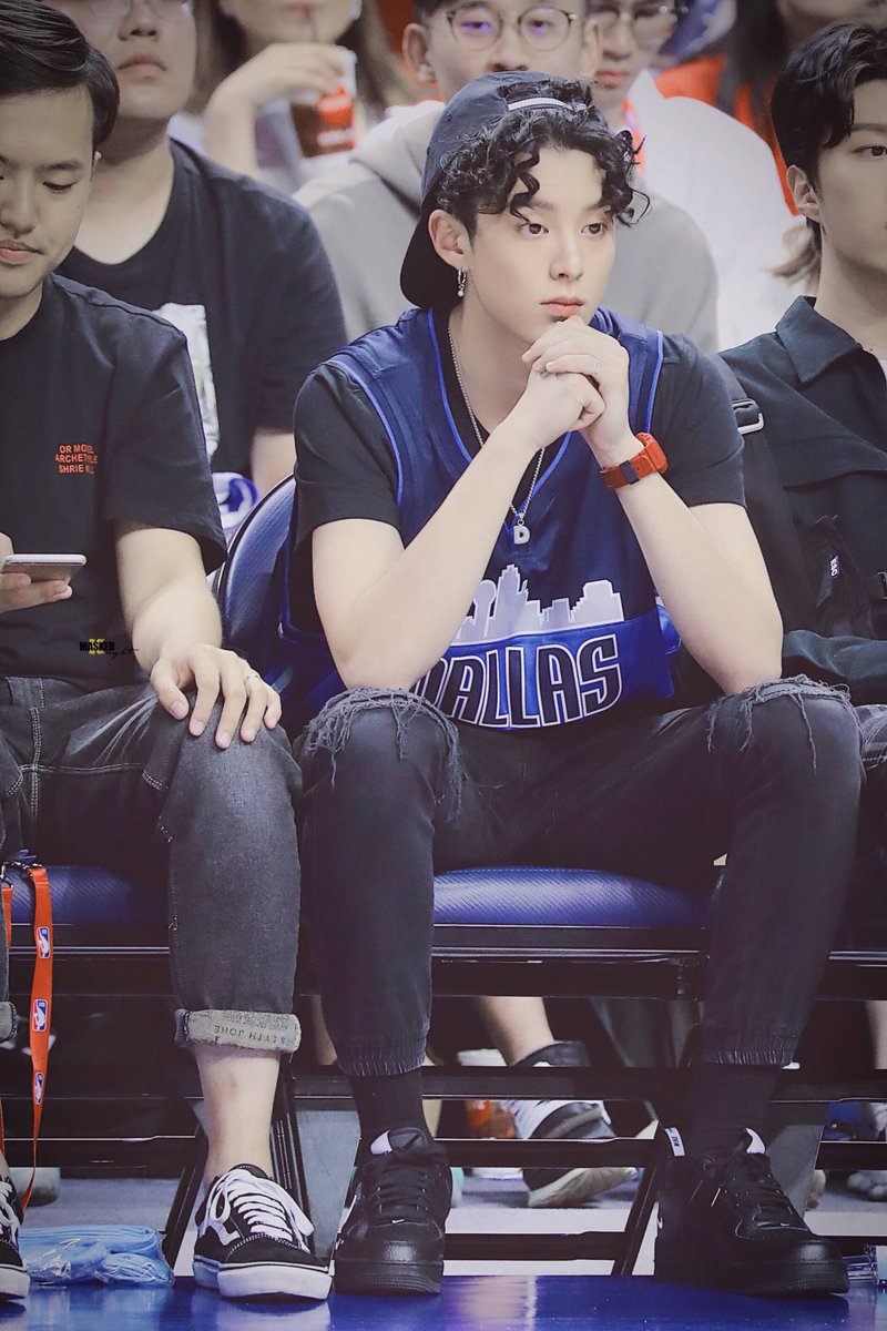 Dylan Wang Daily 😎 on X: [HD] 180713 Super3 Basketball Competition cr:  maskedknight #DylanWang #王鹤棣  / X